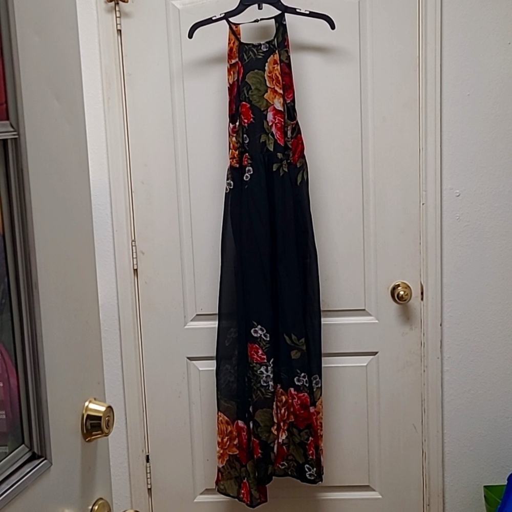 Floerns womens Vintage, M, Black Gown with Roses